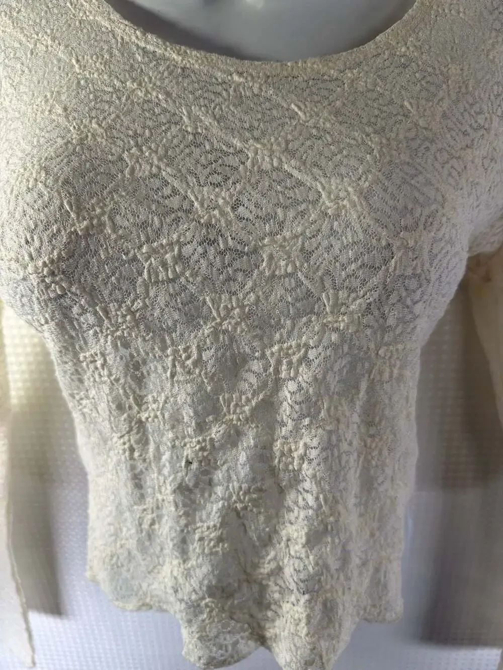Just Polly New York Off-White Floral Lace Long Sleeve Top